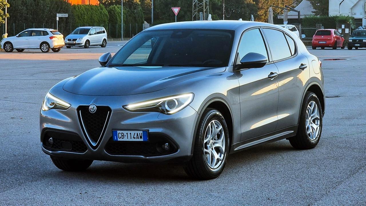 Alfa Romeo Stelvio 2.2 Turbodiesel 190 CV AT8 Q4