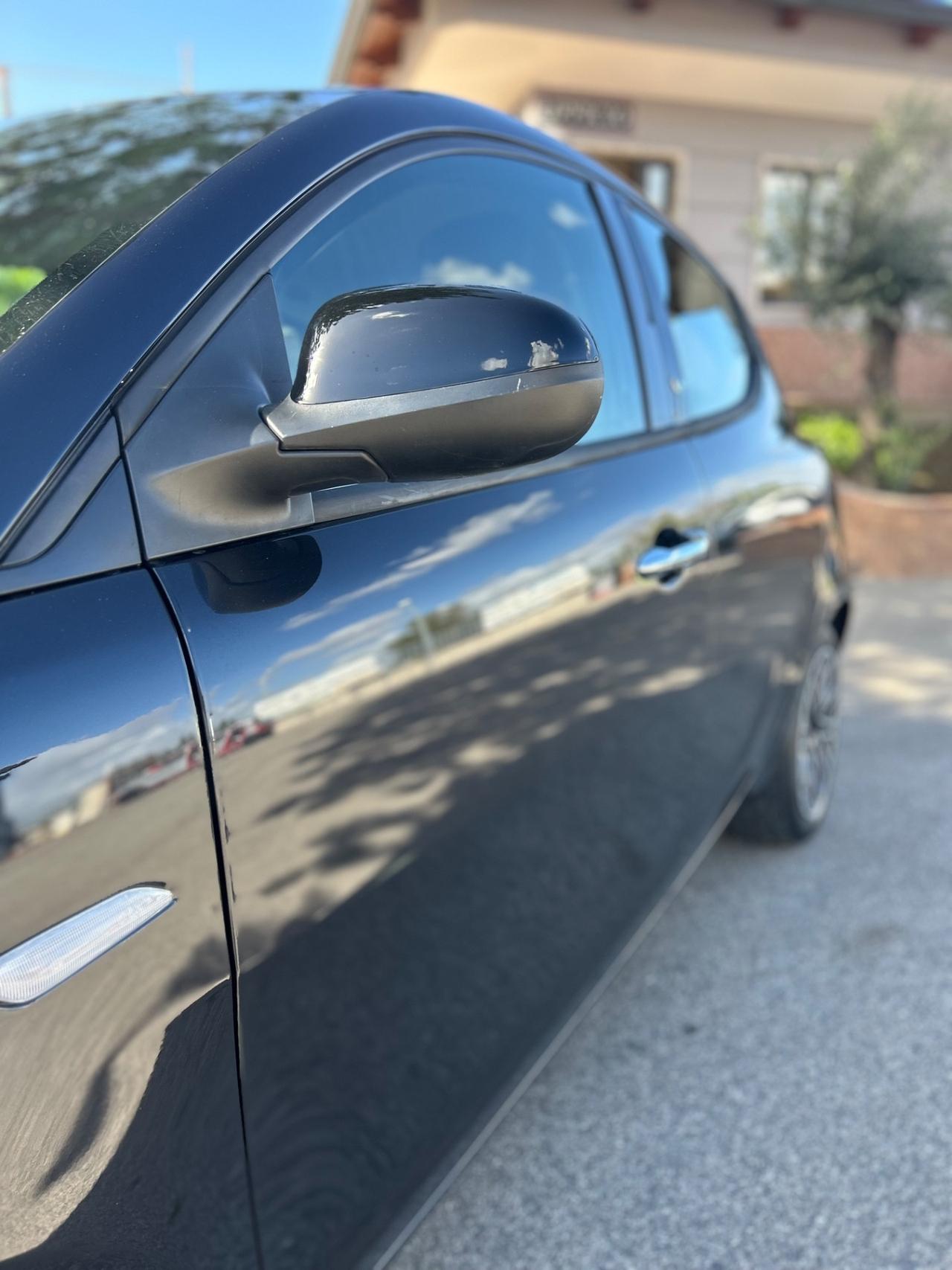 Lancia Ypsilon 1.2 Platinum