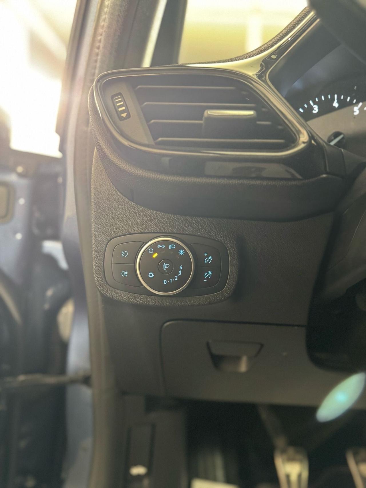 Ford Fiesta 1.1 ST- LINE