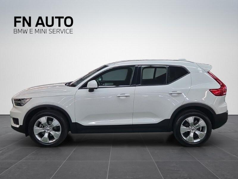 VOLVO XC40 (2017-->) XC40 T3 Geartronic Momentu...
