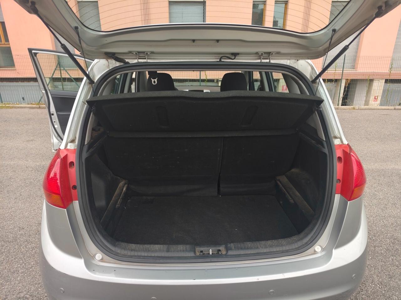Kia Venga 1.4 Benzina GPL euro 5 neopatentati