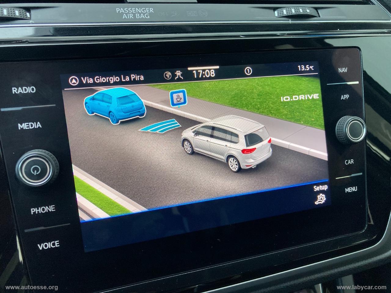 VOLKSWAGEN Touran 2.0 TDI 150 CV DSG Business BMT