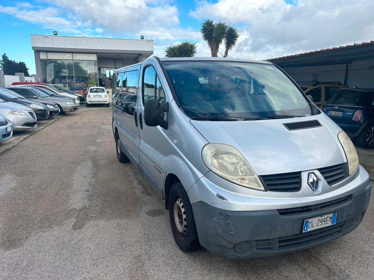 Renault Trafic T27 2.0 dCi/115 PC-TN Passenger 9 POSTI Confort