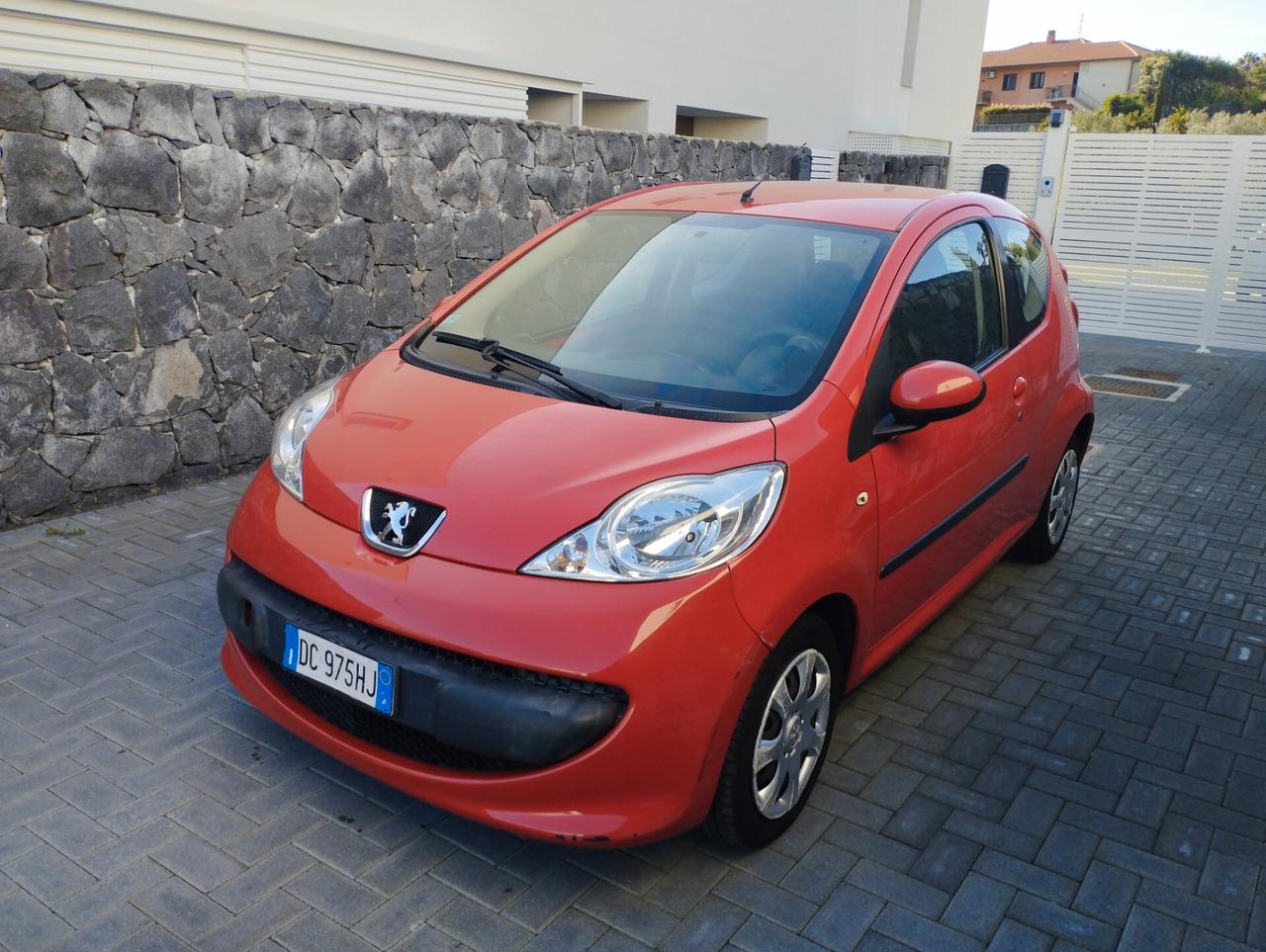 Peugeot 107 1.0 68CV 3p. Desir