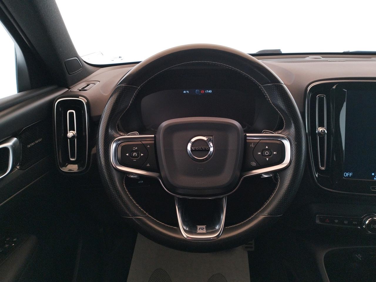 Volvo XC40 D3 R-design geartronic