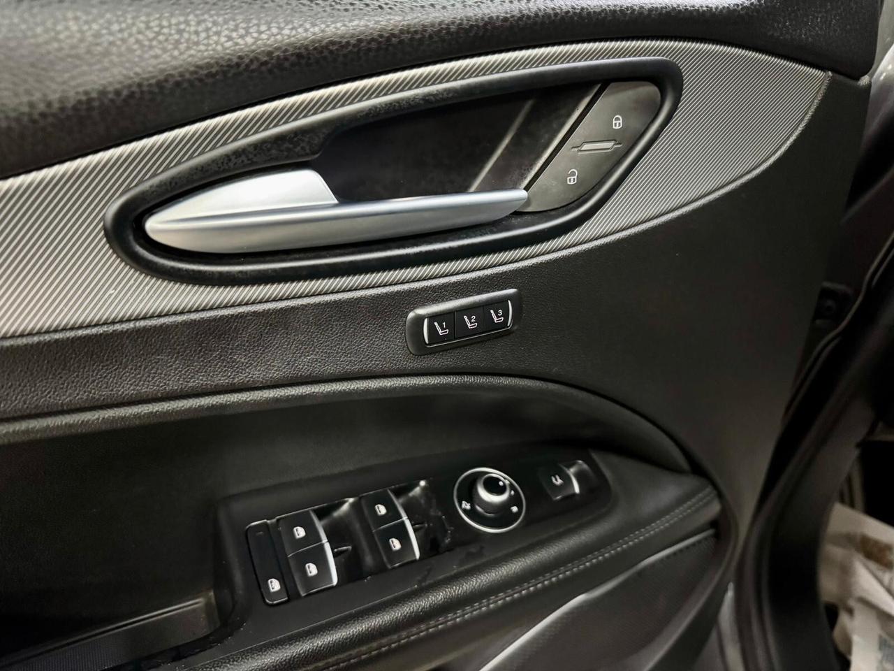 Alfa Stelvio 2.2 TD 210CV AT8 Q4 Veloce 2021