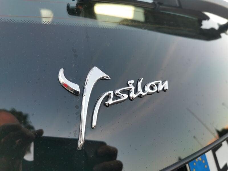 Lancia Ypsilon Ypsilon 0.9 TwinAir 5 porte Metano Ecochic Elefantino Blu