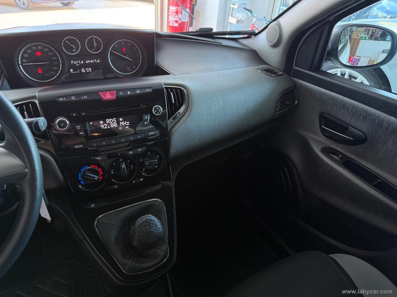 LANCIA Ypsilon 0.9 T.Air 85CV 5p. Met.Ec. Gold