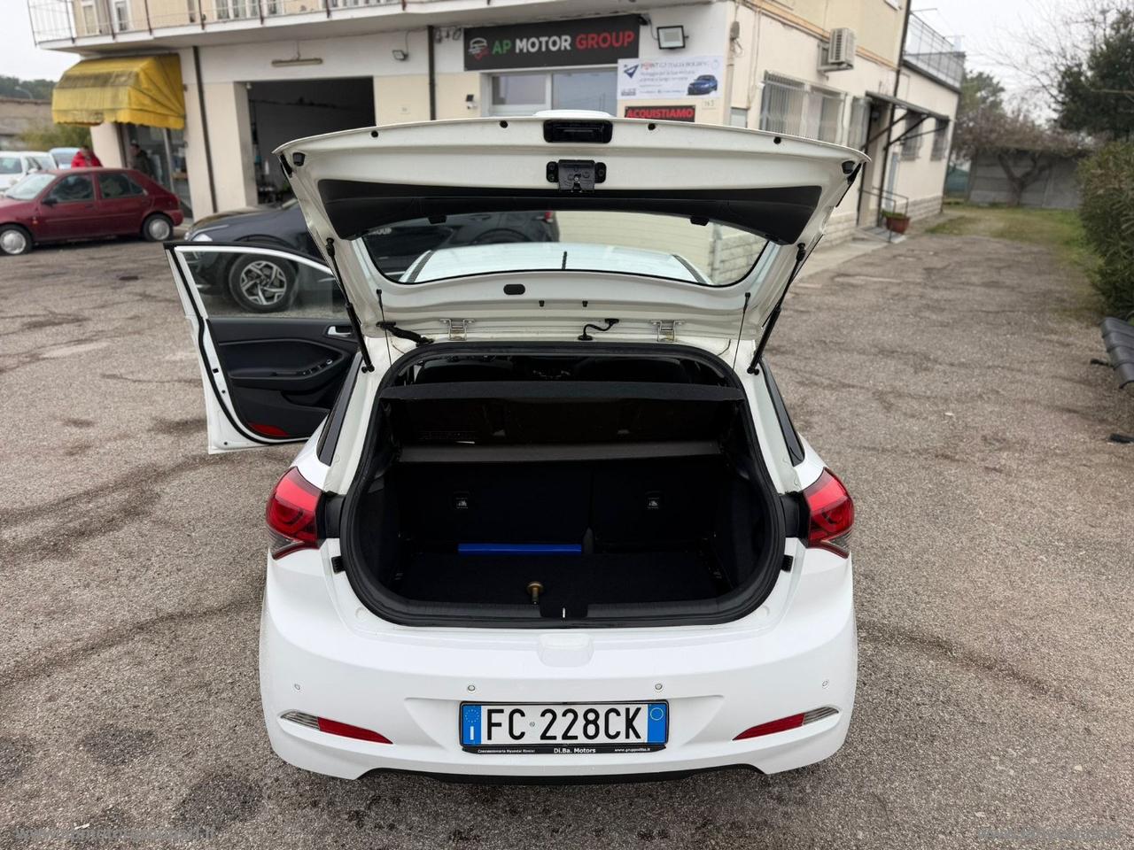 HYUNDAI i20 1.2 84 CV 5p. Econext Comfort