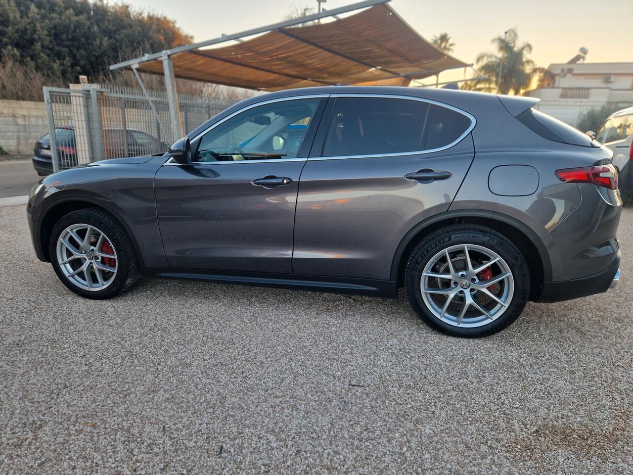 Alfa Romeo Stelvio 2.2 Turbodiesel 210 CV AT8 Q4 Veloce