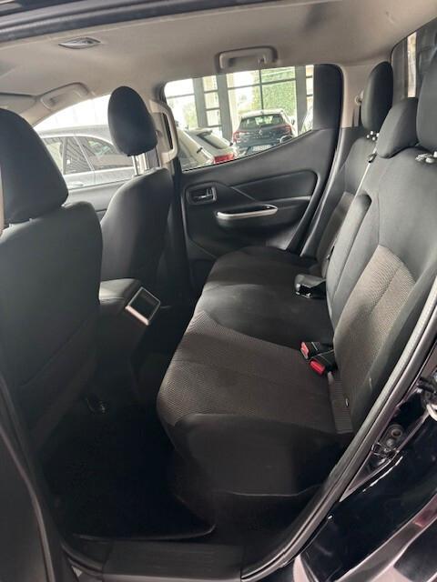 Mitsubishi L200 2.3 D Double Cab 4x4 Super Select Diamond