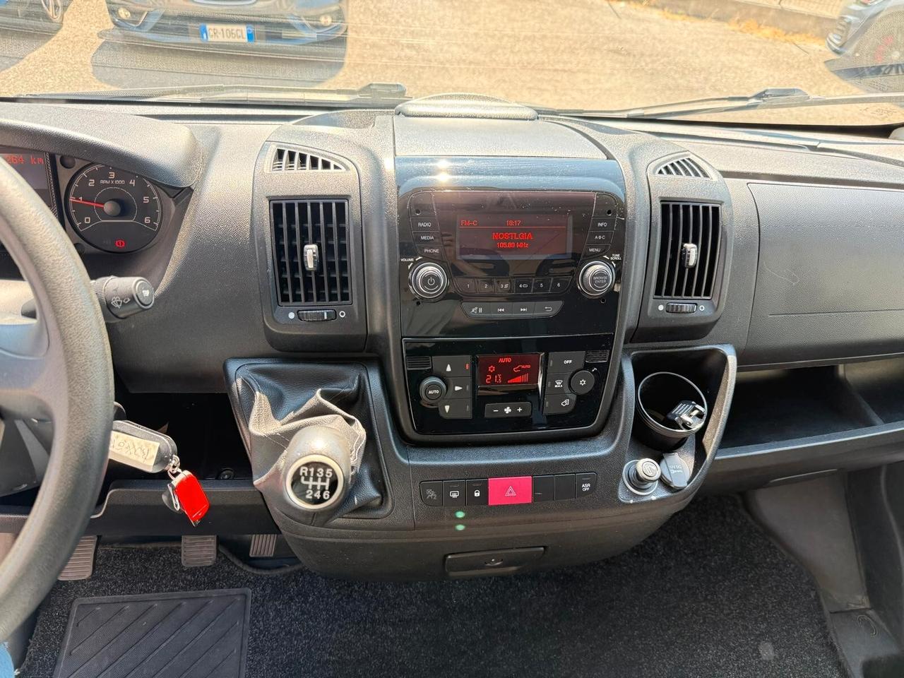 Peugeot Boxer 330 2.0 BlueHDi/110CV FAP PC-TN Combi Comfort