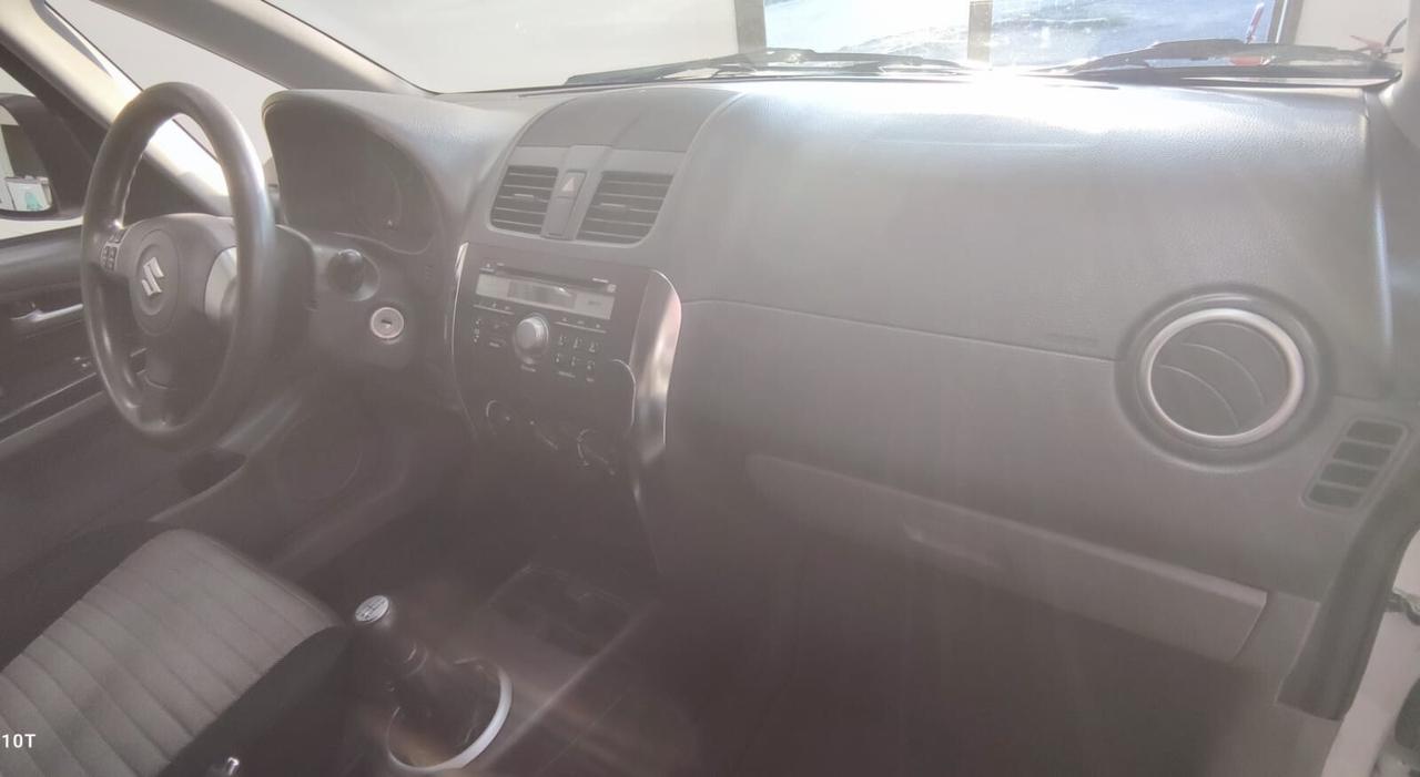 Suzuki SX4 1.5 16V Outdoor Line -GPL-