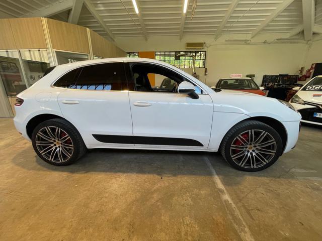 PORSCHE Macan -- 3.0 S