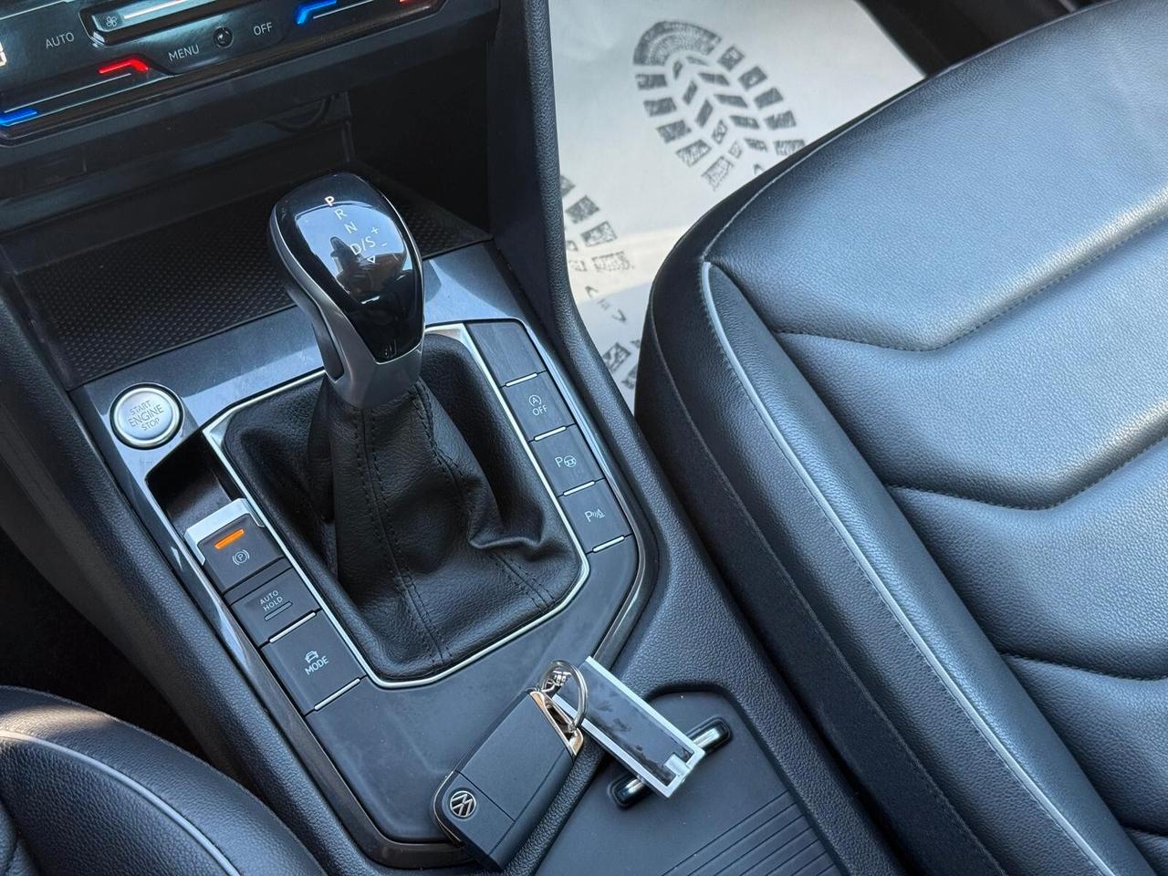 Tiguan 2.0 TDI 150 CV DSG Elegance *Vienna My 2022