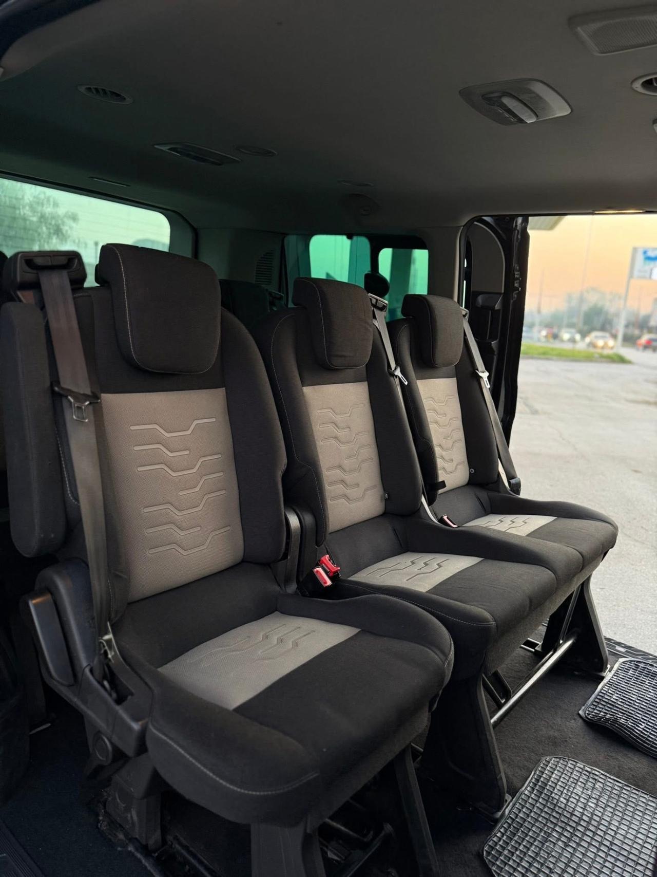 Ford Transit Custom 310 2.0 TDCi 130 cv 8 posti