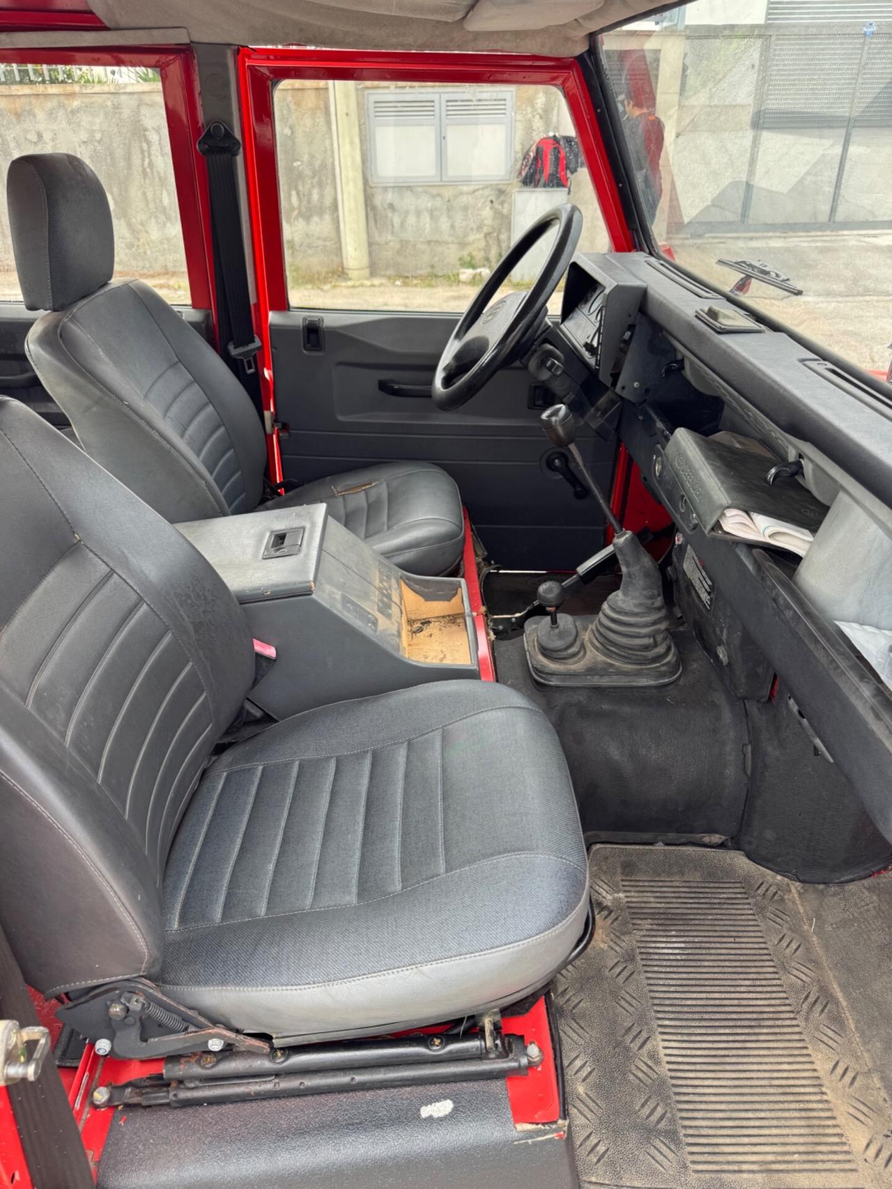 Land Rover Defender 130 pick Up 300 tdi motore nuovo