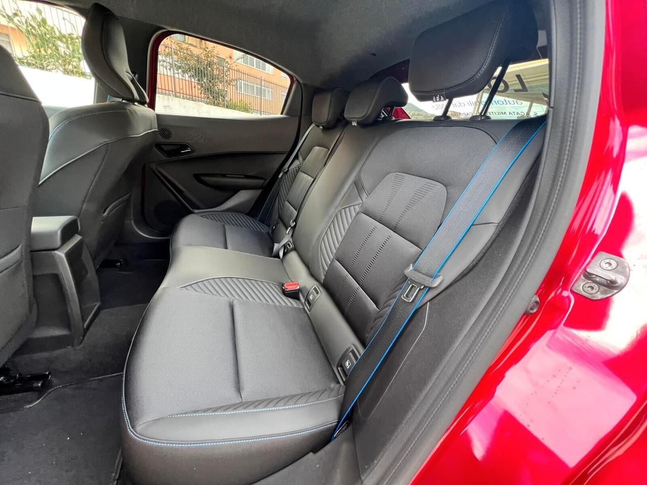 Renault Nuova Clio Full Hybrid E-Tech 160 CV 5 porte Esprit Alpine