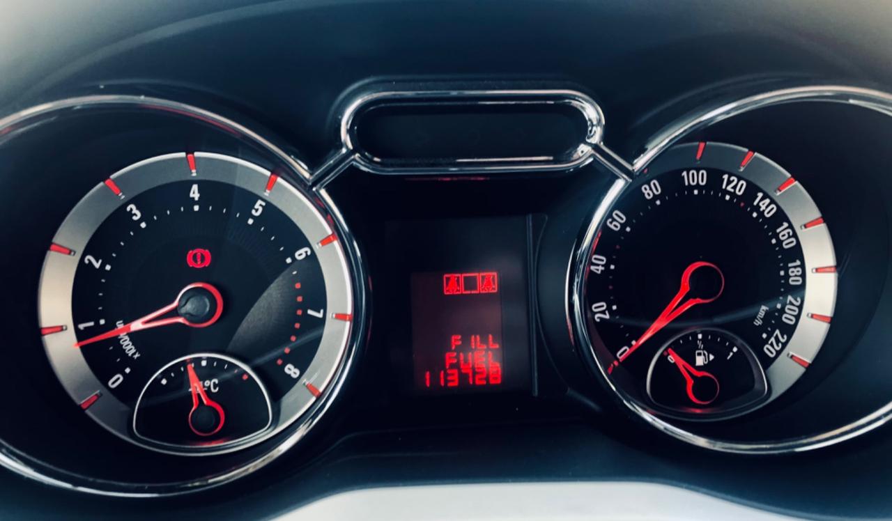 Opel Adam 1.4 87 CV Glam