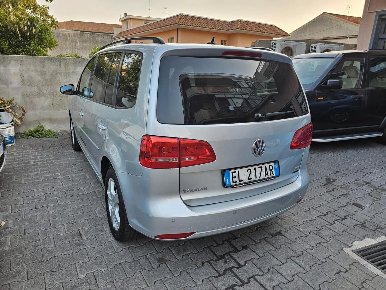 Volkswagen Touran 1.4 benzina e metano - 7 POSTI