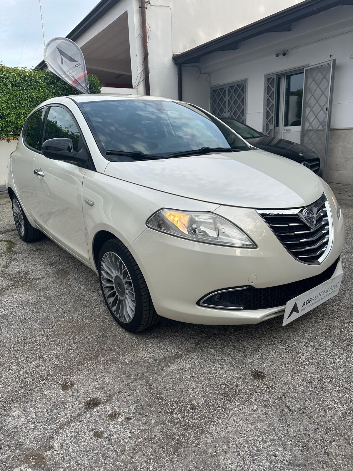 Lancia Ypsilon 1.3 MJT 16V 95 CV 5 porte S&S Platinum
