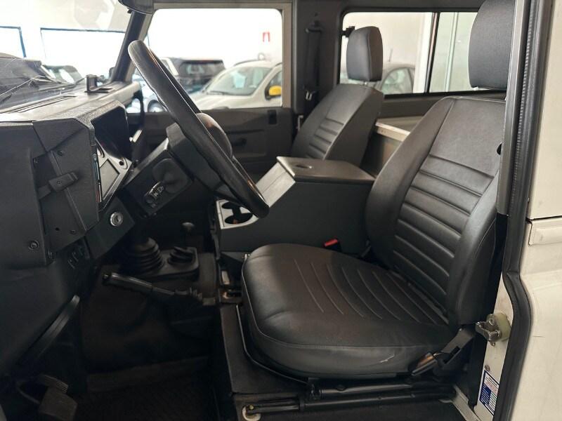LAND ROVER Defender Defender 90 2.5 Td5 Station...