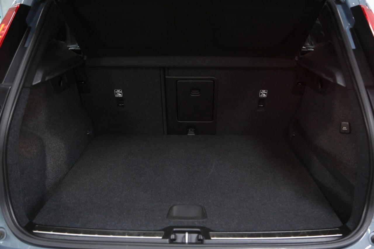 Volvo XC40 T5 Recharge Plug-in Hybrid Inscription auto