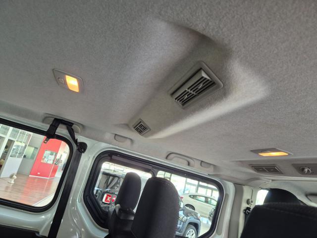 RENAULT Trafic dCi 110CV PL 9 POSTI Zen-Doppio Clima-