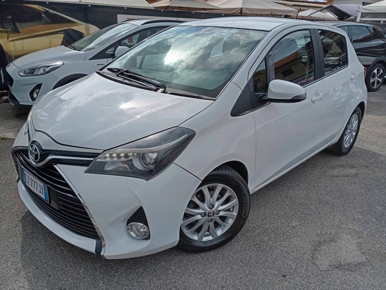 Toyota Yaris 5P 1.4 D-4D Lounge
