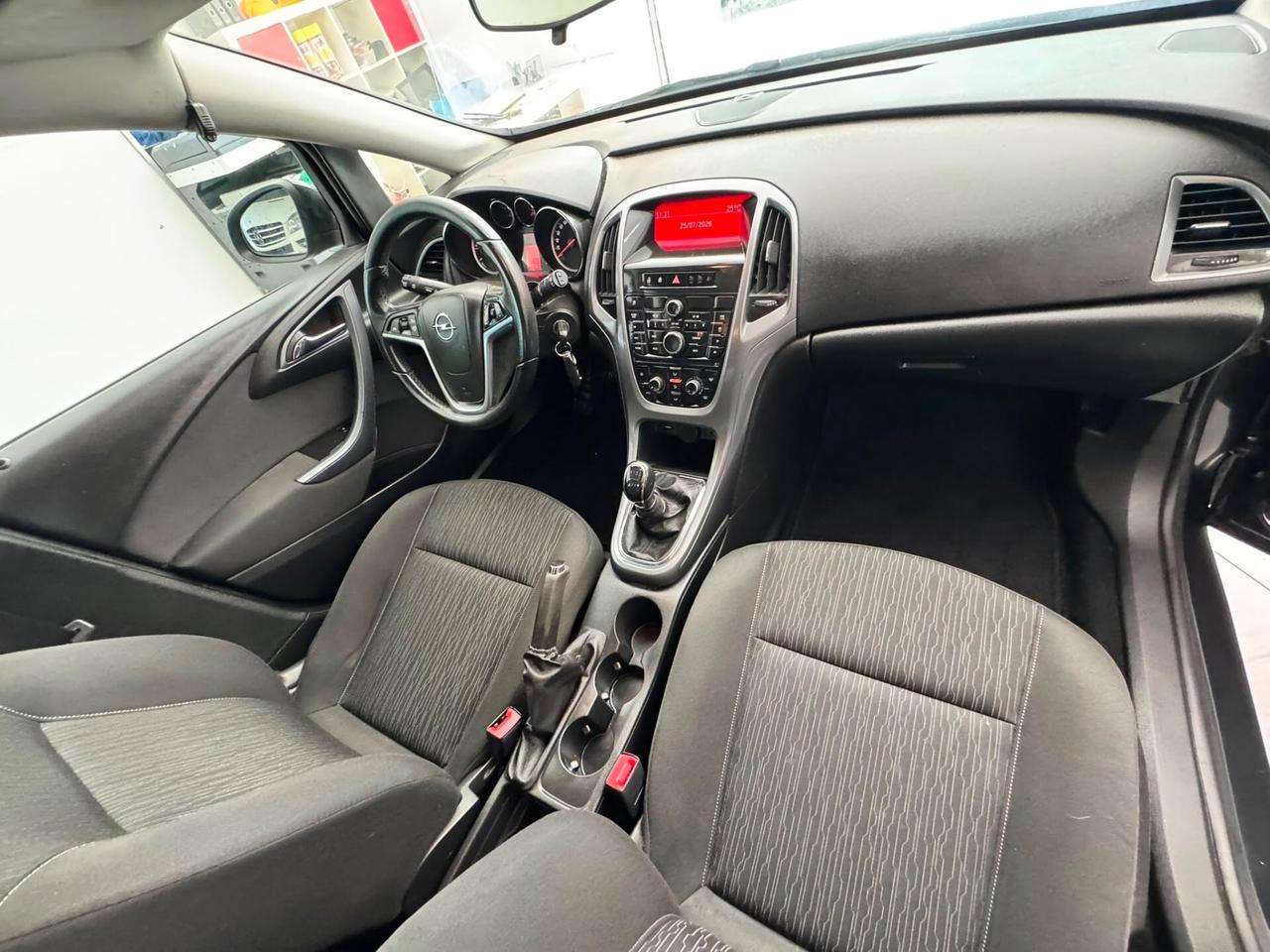 Opel Astra 1.7 diesel anno 2015