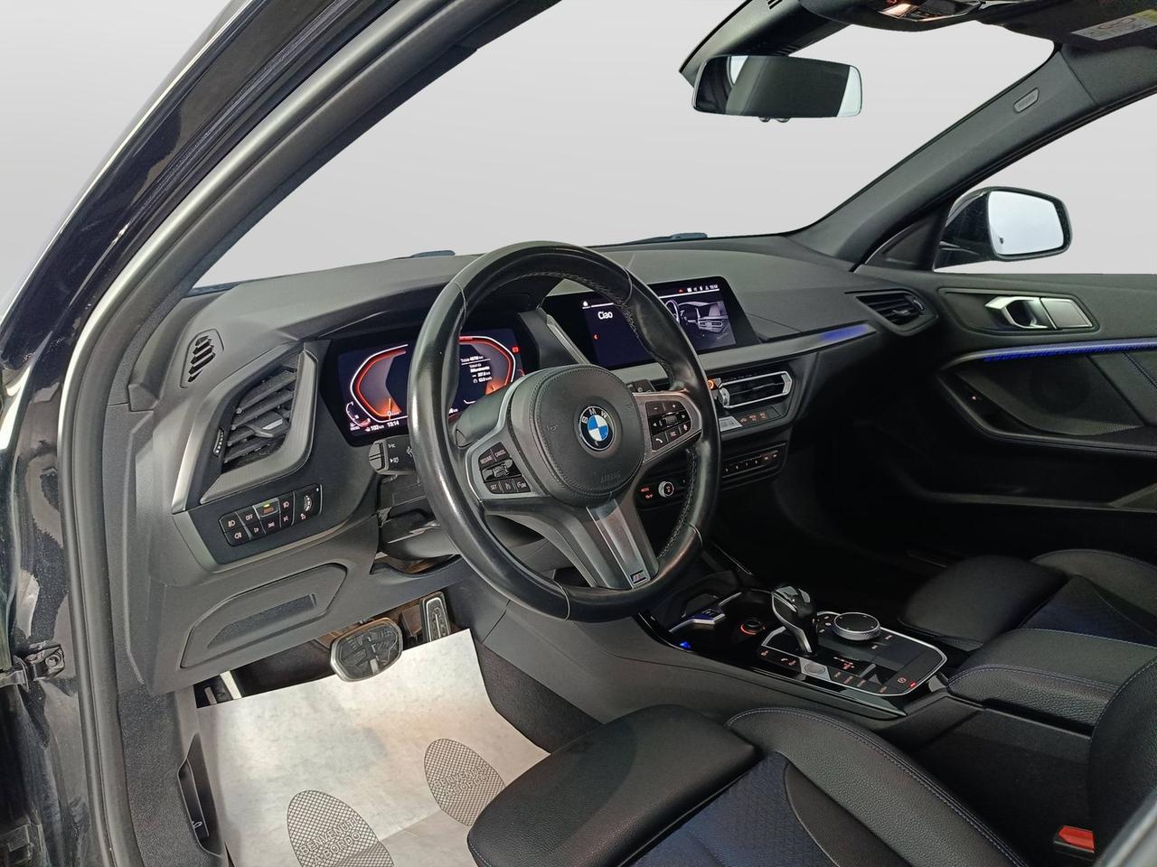 BMW Serie 1 F40 - 118d Msport auto