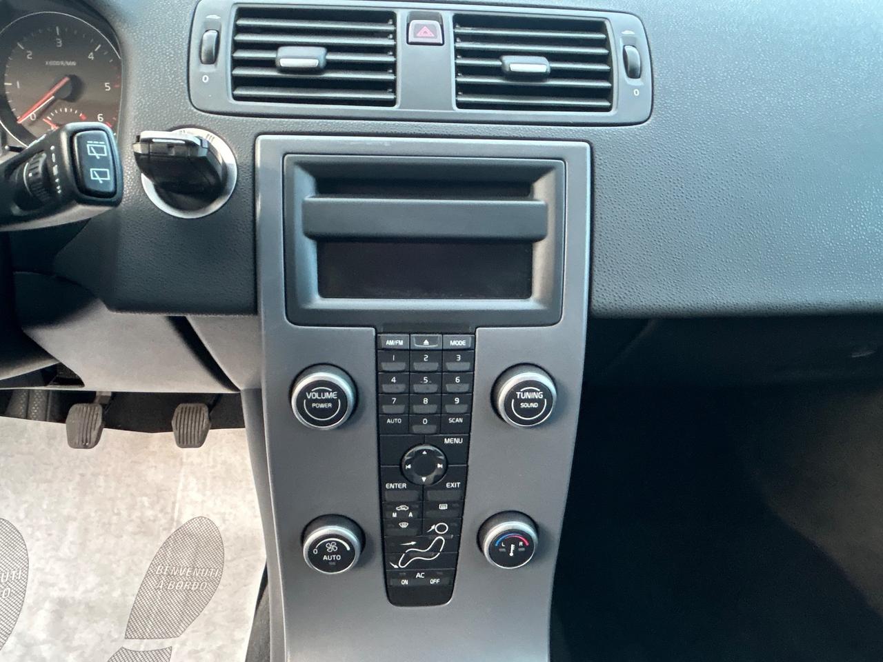 Volvo V50 1.6D UNIPRO *147000KM*POLAR