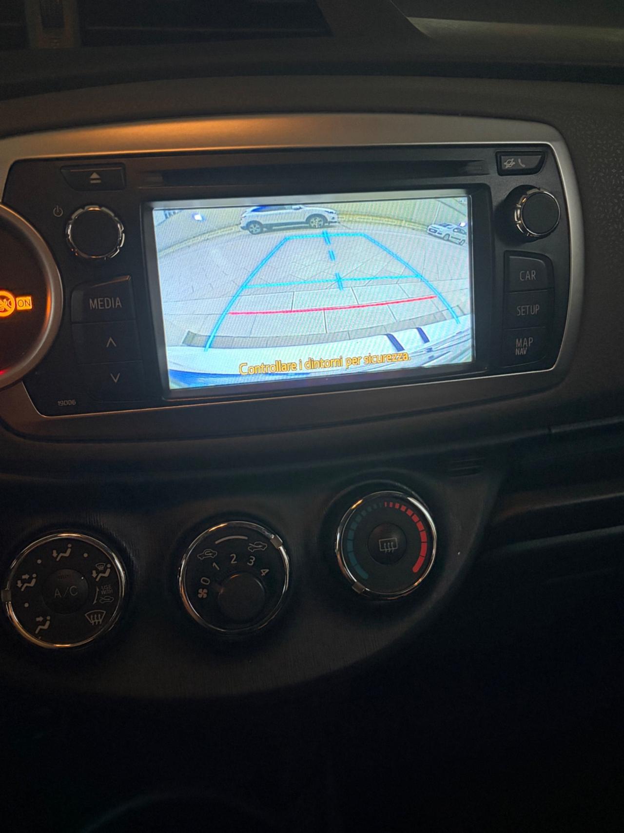 Toyota Yaris 1.0 5 porte Lounge