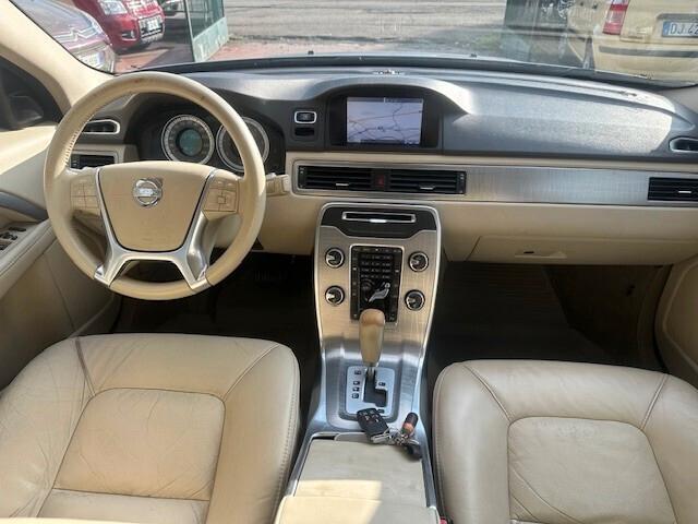 Volvo XC 70 XC70 D5 AWD Momentum, AUTOMATICA!!!