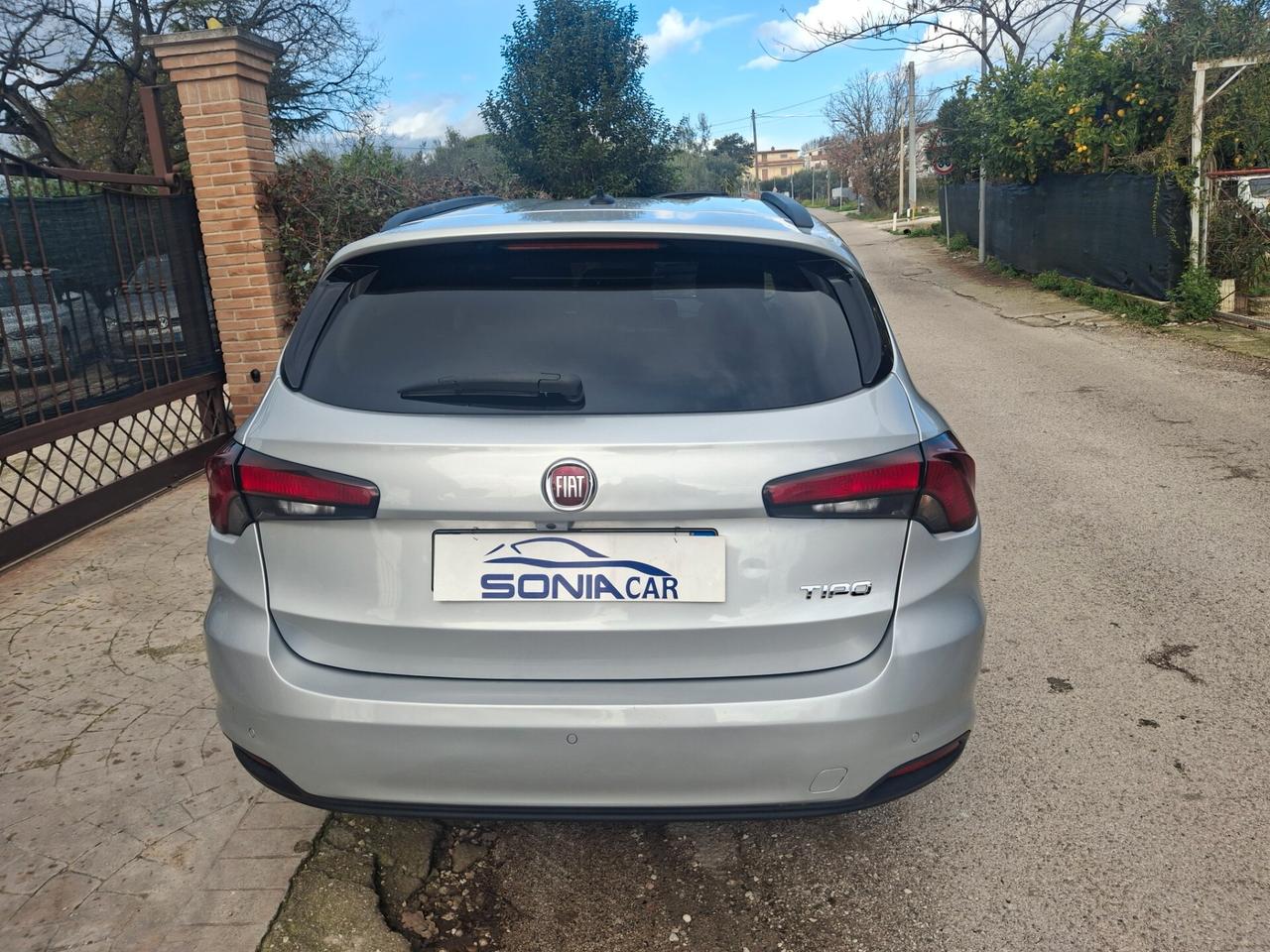 Fiat Tipo 1.6 Mjt S&S SW Lounge automatica