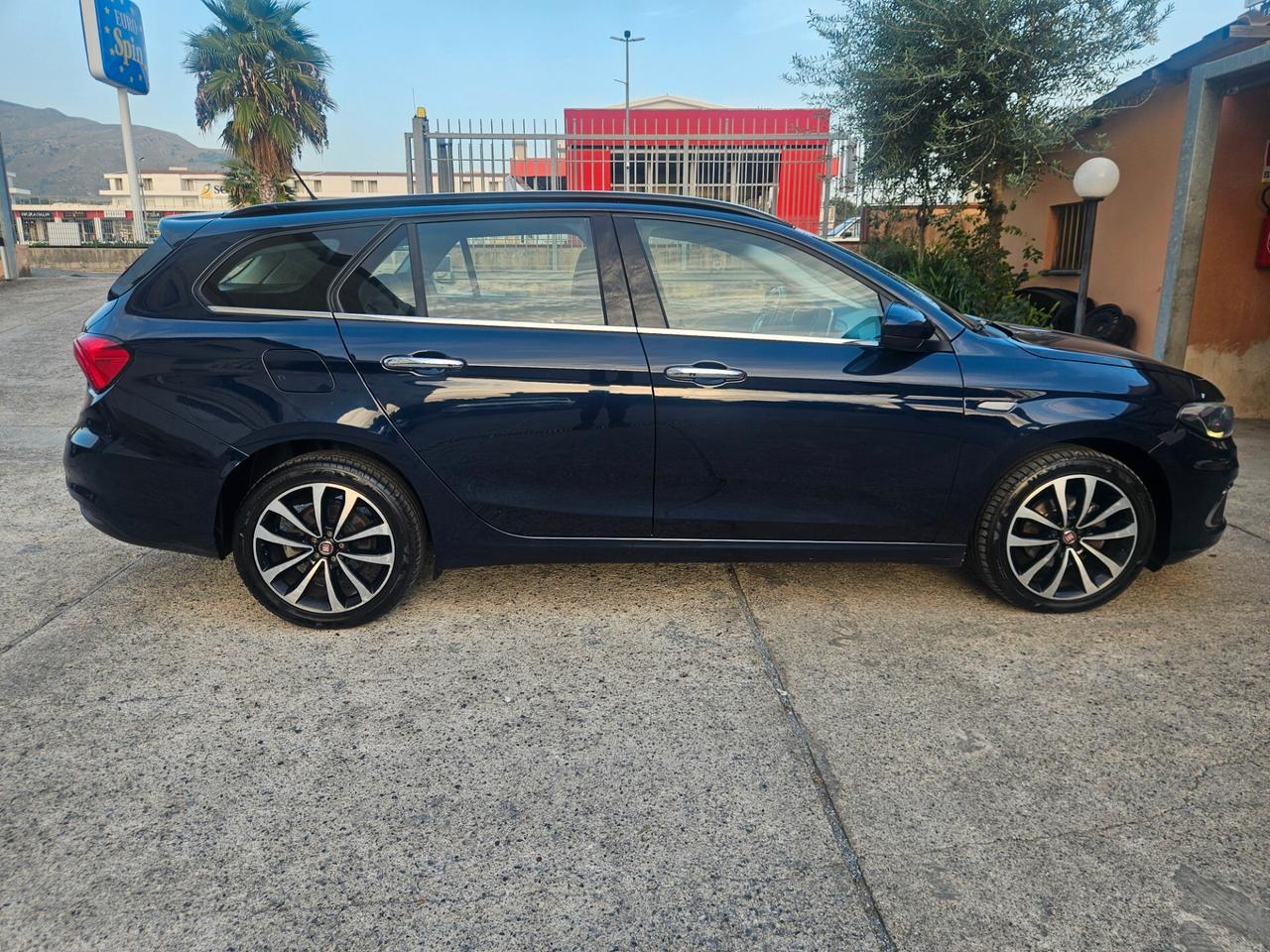 Fiat Tipo 1.6 Mjt S&S SW Lounge