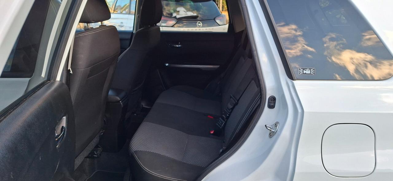 Suzuki Vitara 1.0 Boosterjet 4WD AllGrip Cool B/GPL GANCIO TRAINO