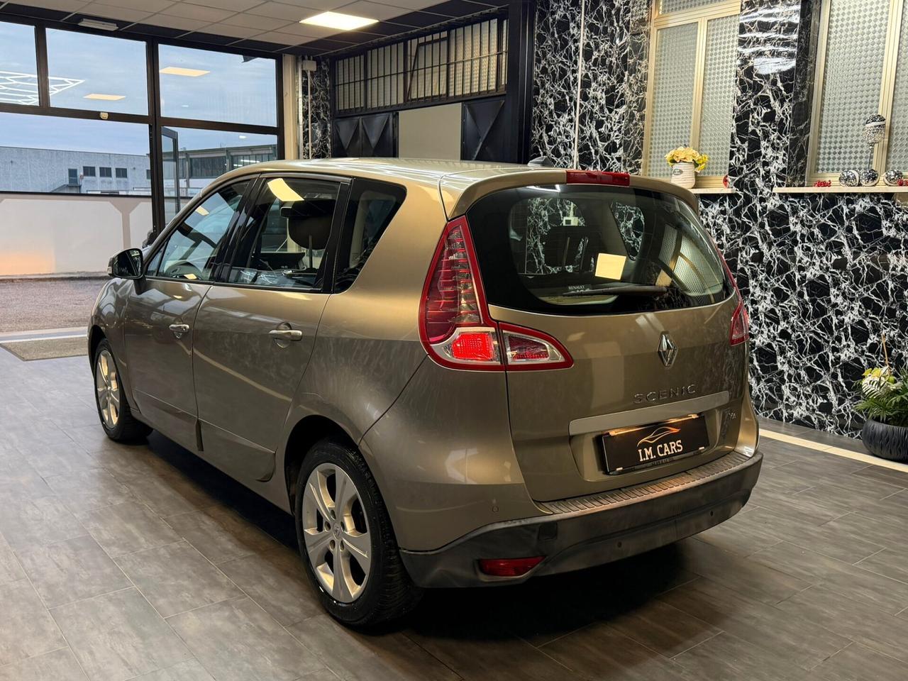 Renault Scenic Scénic X-Mod 1.4 TCe Dynamique