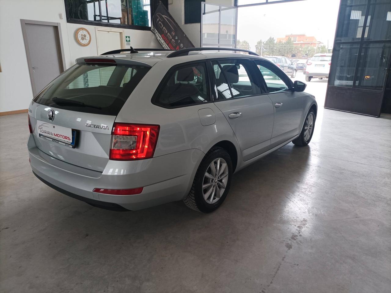 Skoda Octavia 1.6 TDI CR 110 CV Wagon Executive 12/2016