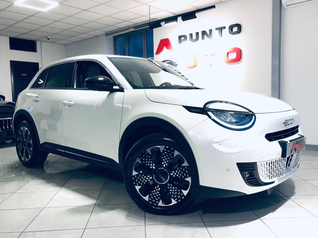 Fiat 600 Hybrid 100 CV DCT MHEV La Prima