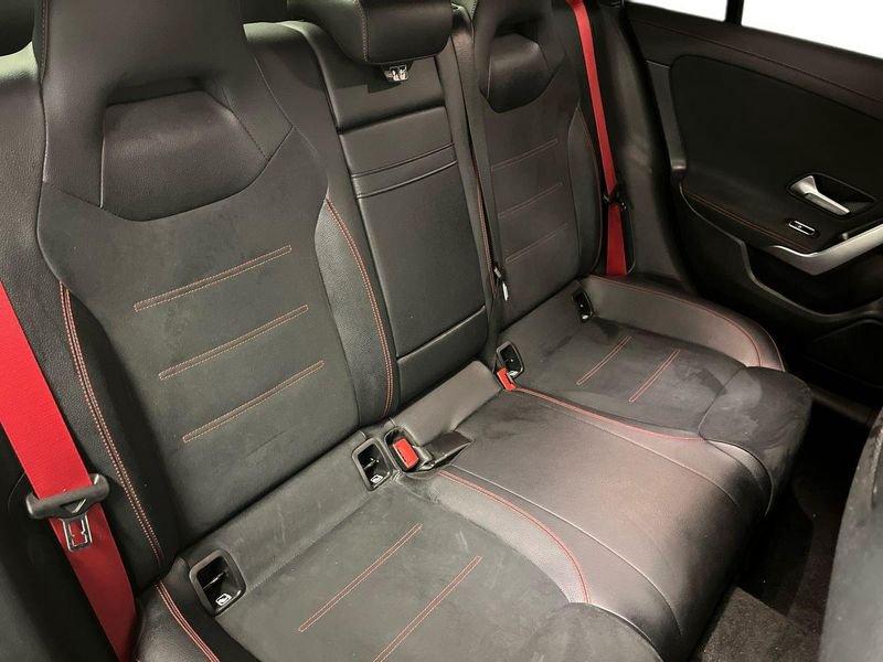 Mercedes-Benz CLA Coupé 35 AMG 4Matic
