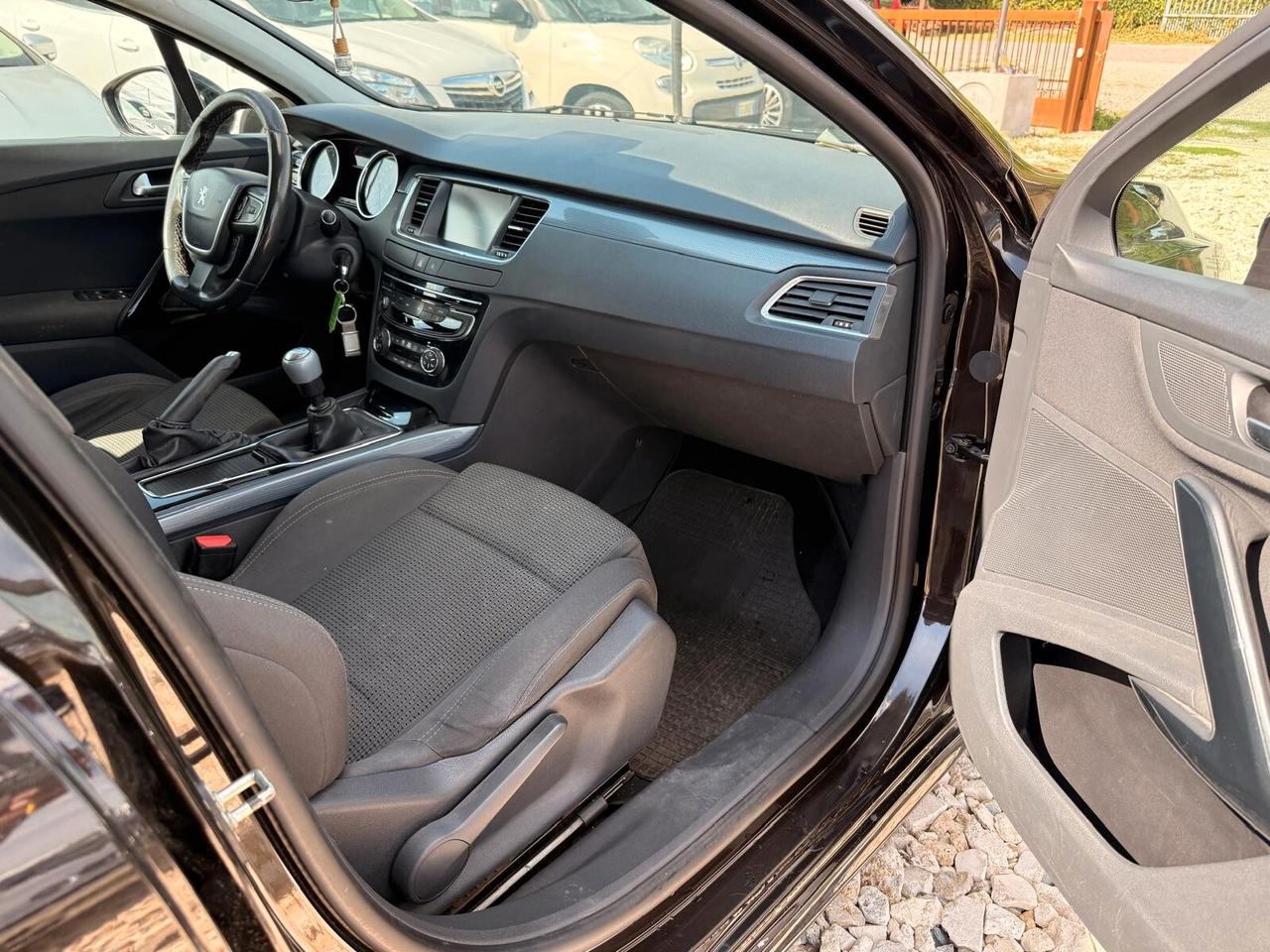Peugeot 508 2.0 HDi 140 CV SW Allure