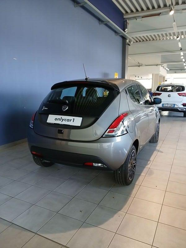 Lancia Ypsilon 1.2 69 CV 5 porte GPL Gold