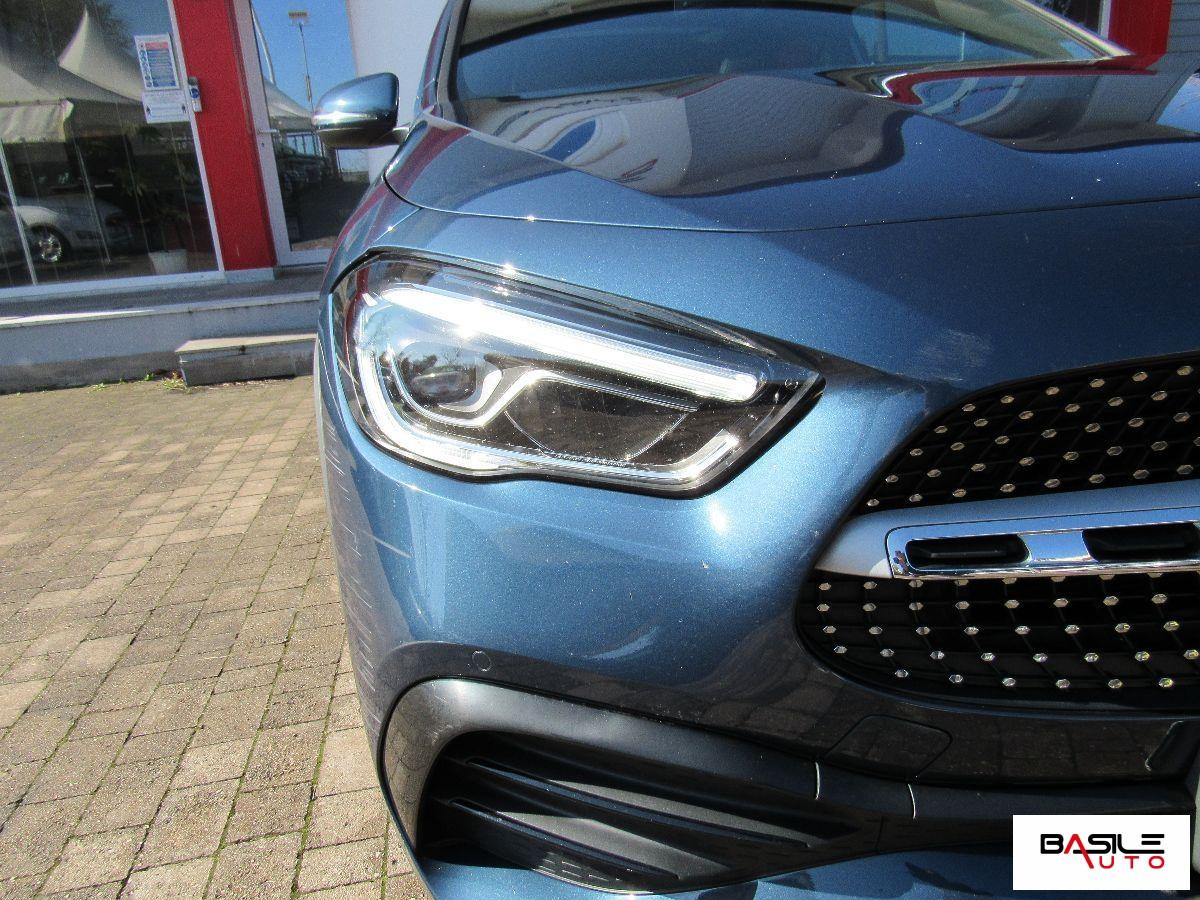 MERCEDES - Classe GLA - 200 d Automatic 4Matic AMG