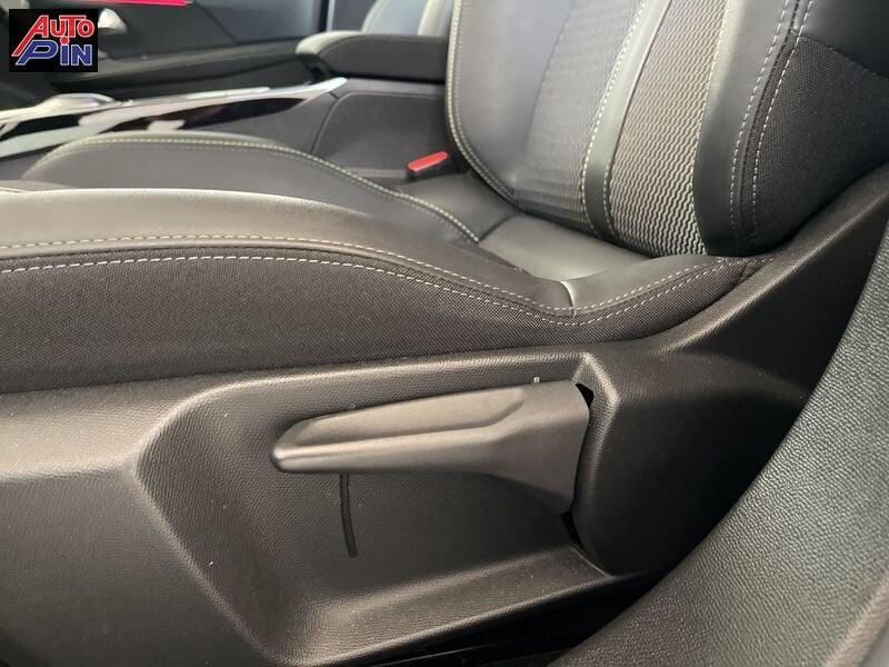 Peugeot 2008 PureTech 130 S&S EAT8 GT *PROMO*
