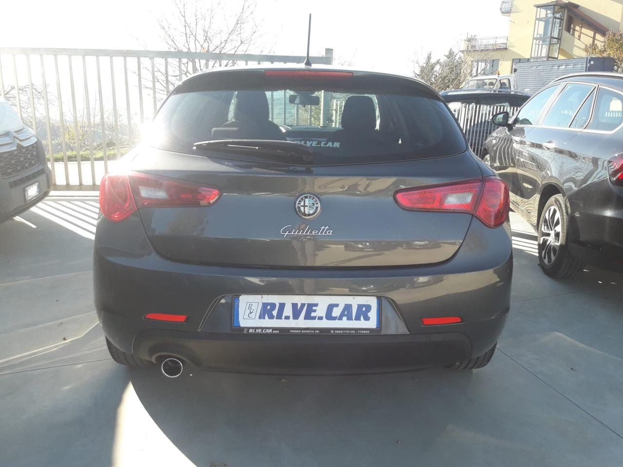 Alfa Romeo Giulietta 1.6 JTDm-2 105 CV Distinctive