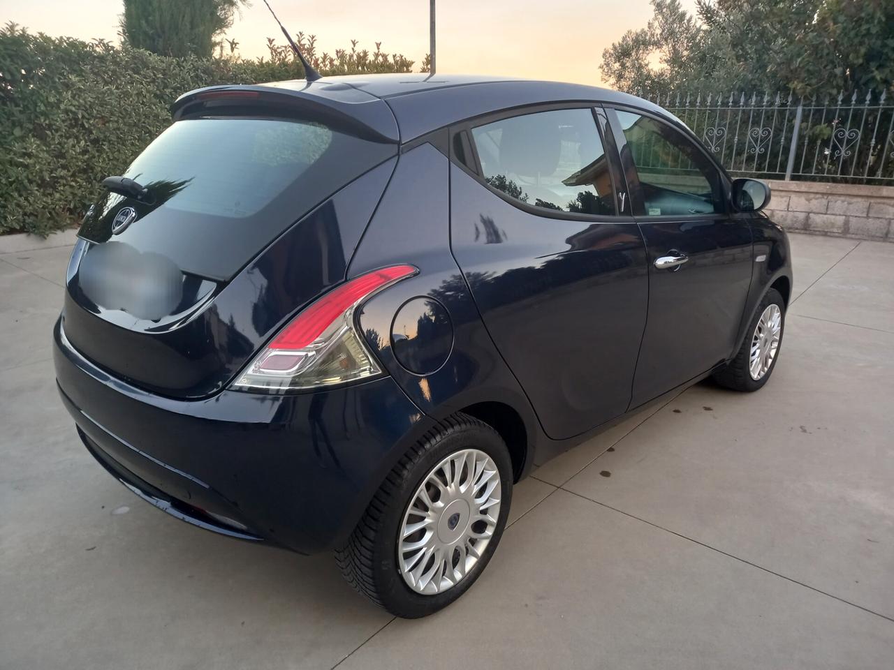 Lancia Ypsilon 1.2 69 CV