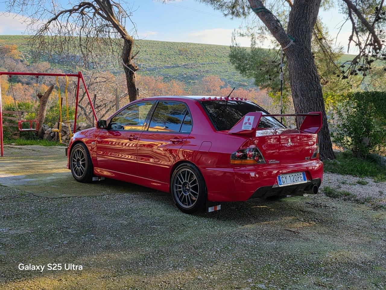Mitsubishi Lancer Evolution IX GSR