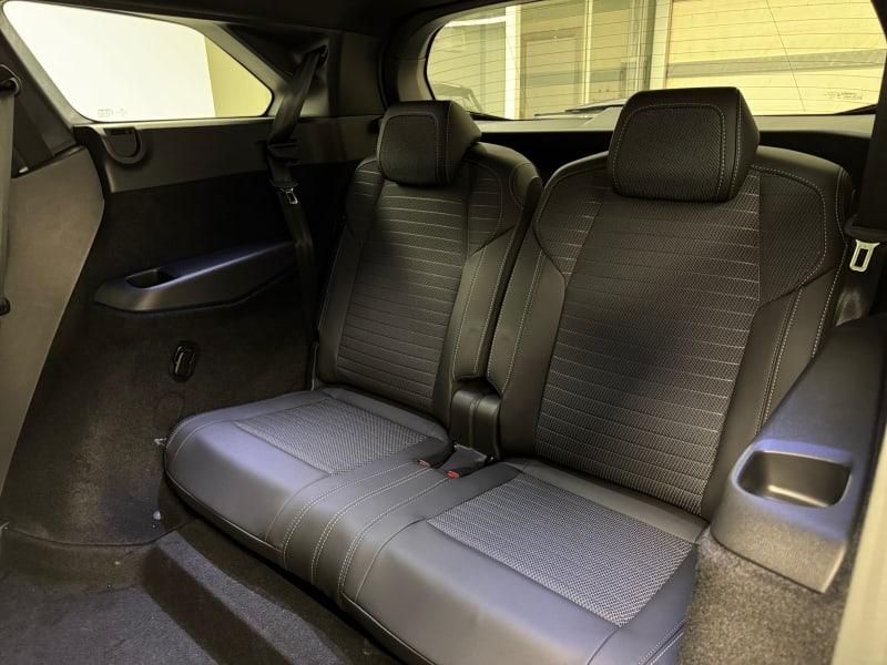 PEUGEOT 5008 HYBRID 136 E-DCS6 GT