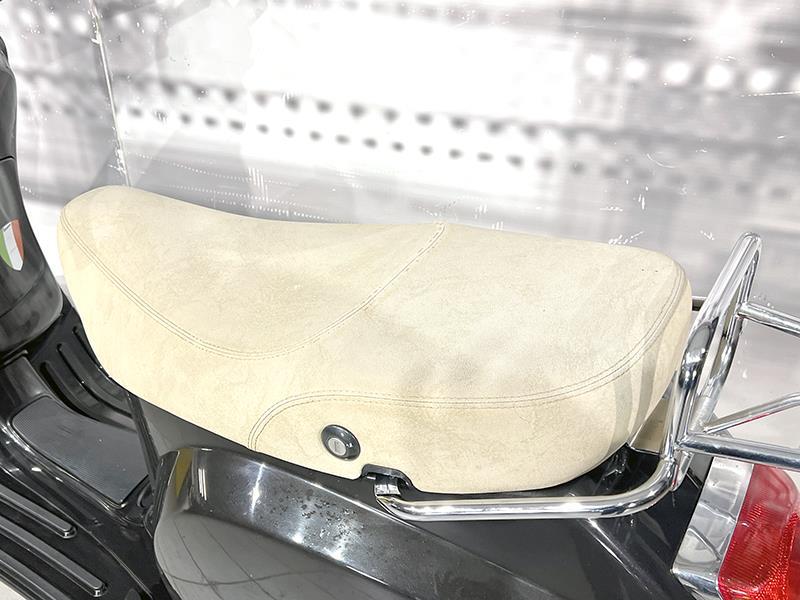 Piaggio Vespa LX 150